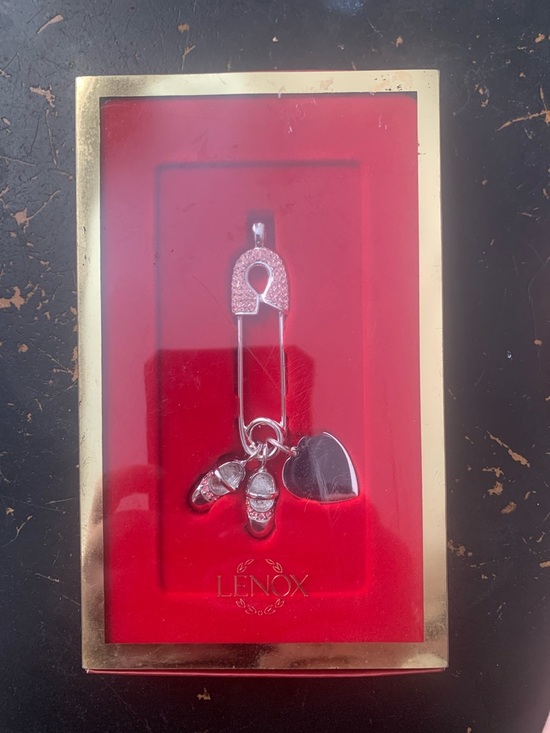 Lenox Other - Lenox Silver-Tone Baby Shoe’s and Heart Charm Pin